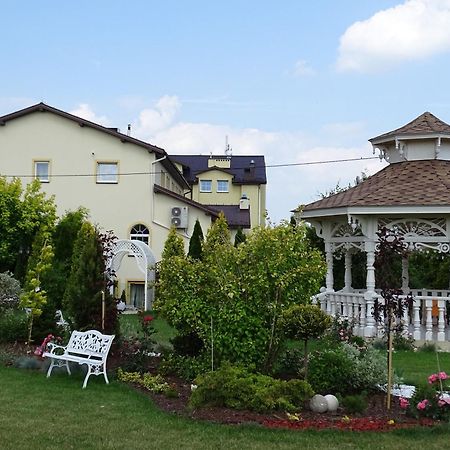 Hotel Margerita Modlnica Exteriér fotografie